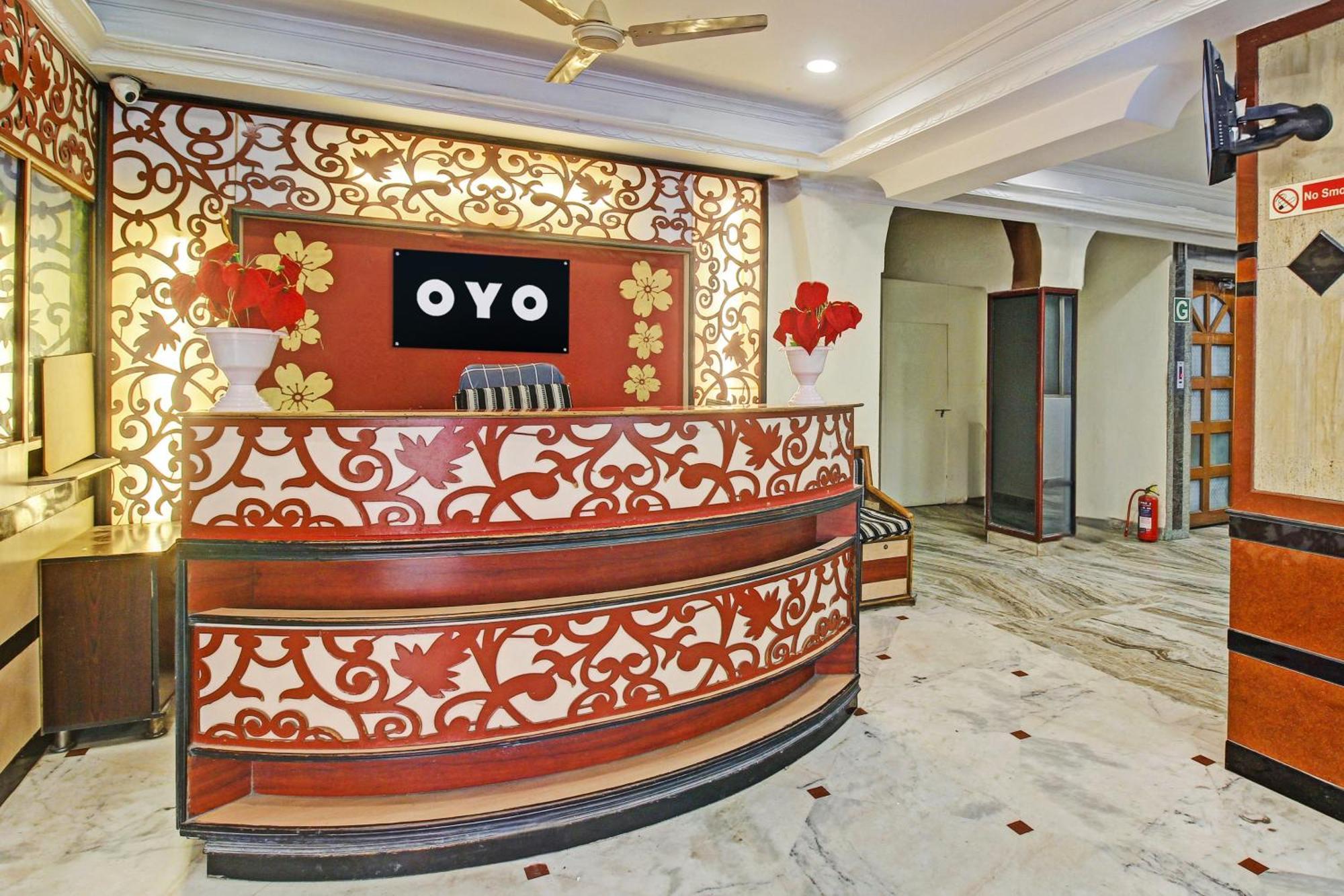 Hotel O Ruma Near Nampally Railway Station Hyderabad Esterno foto