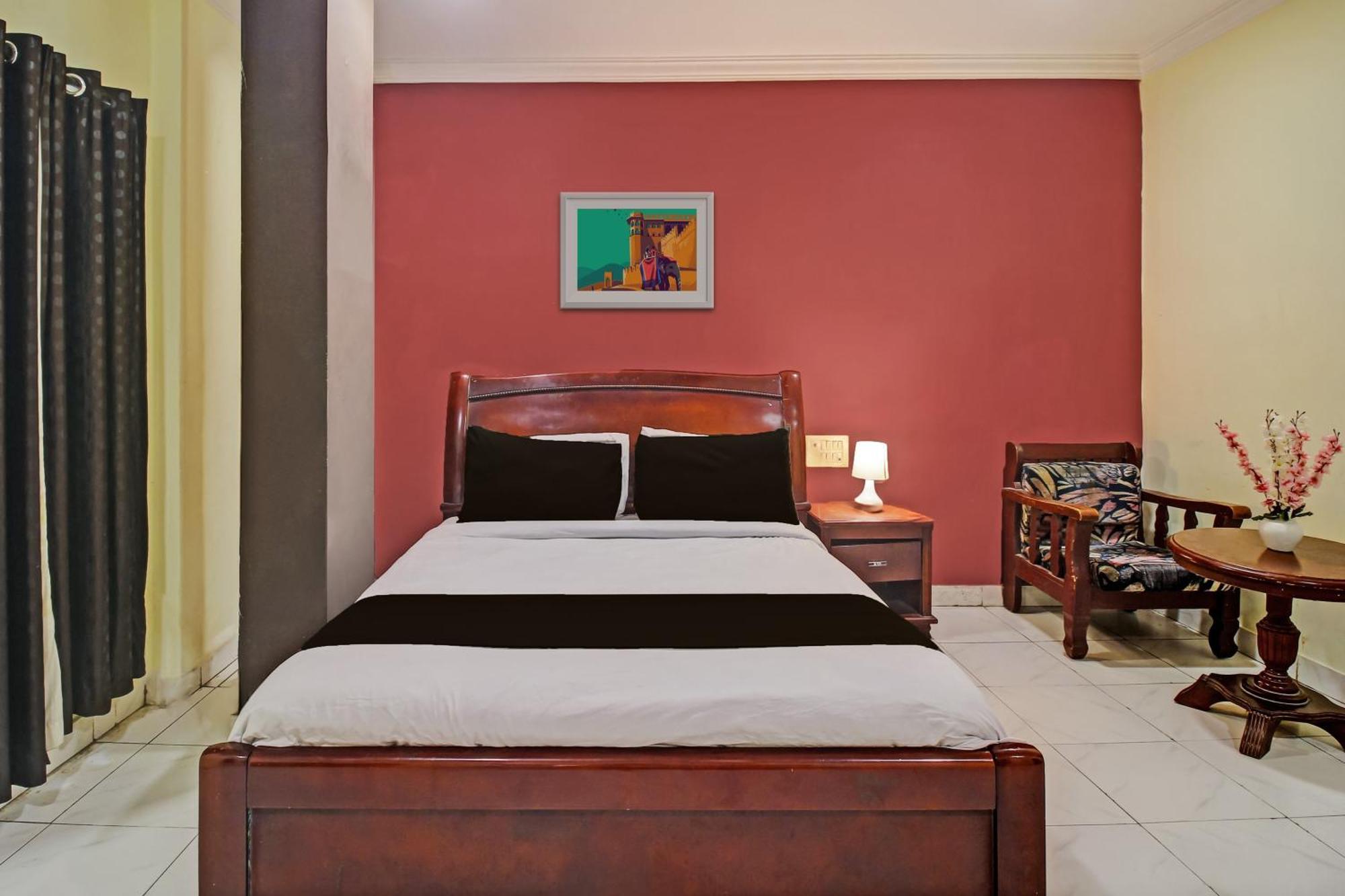 Hotel O Ruma Near Nampally Railway Station Hyderabad Esterno foto