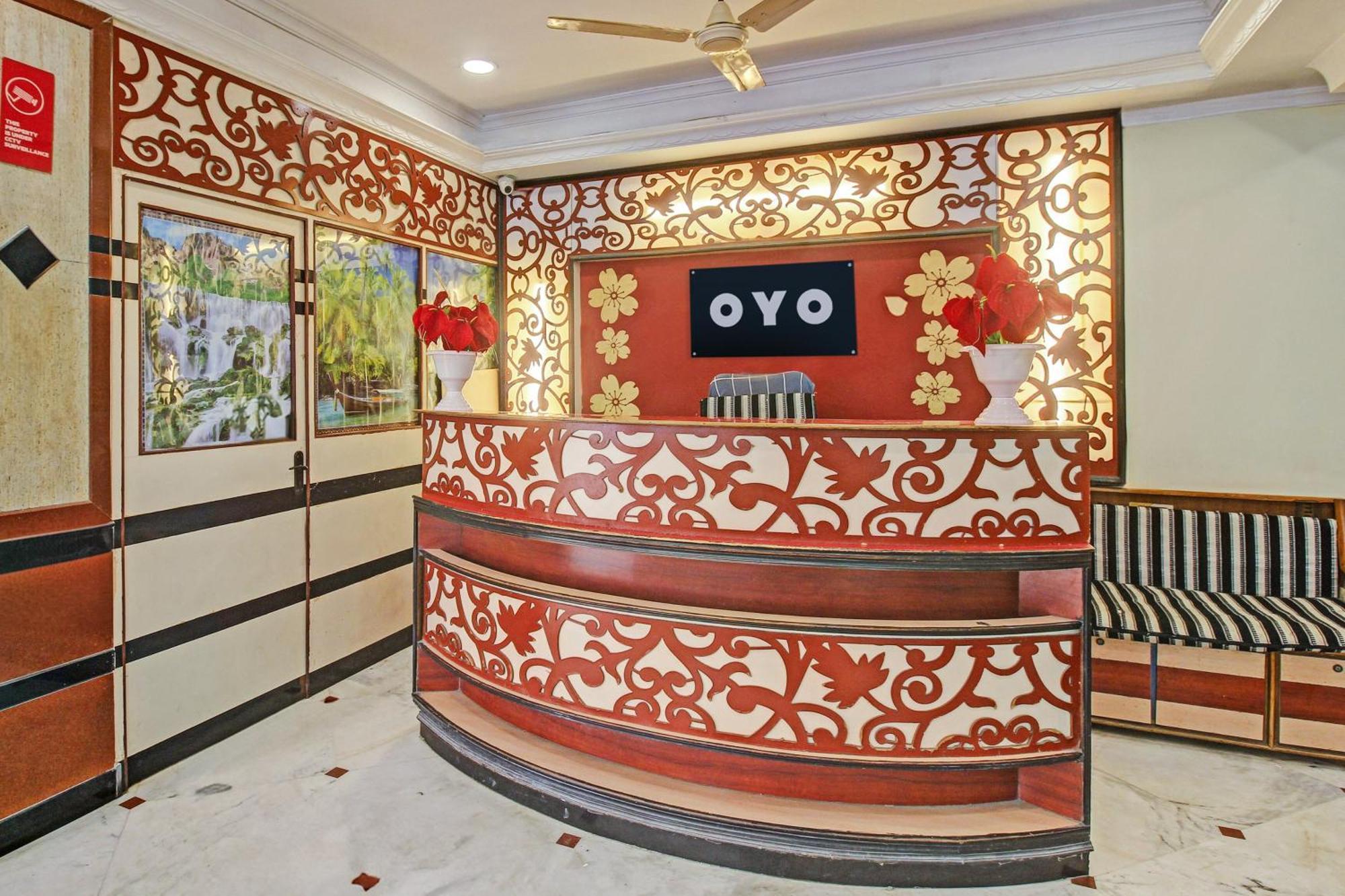 Hotel O Ruma Near Nampally Railway Station Hyderabad Esterno foto