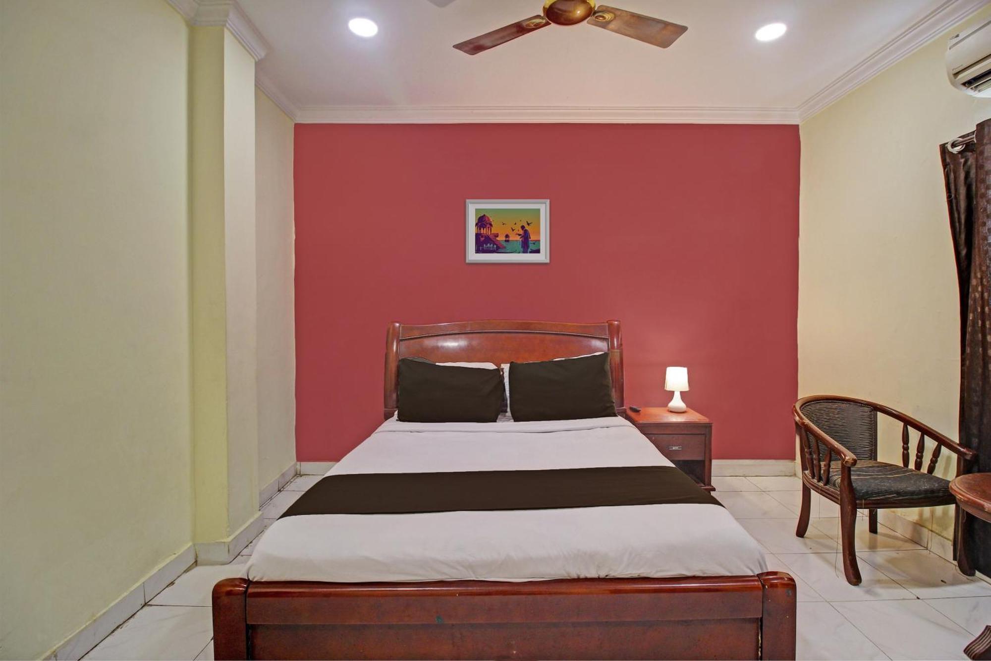 Hotel O Ruma Near Nampally Railway Station Hyderabad Esterno foto